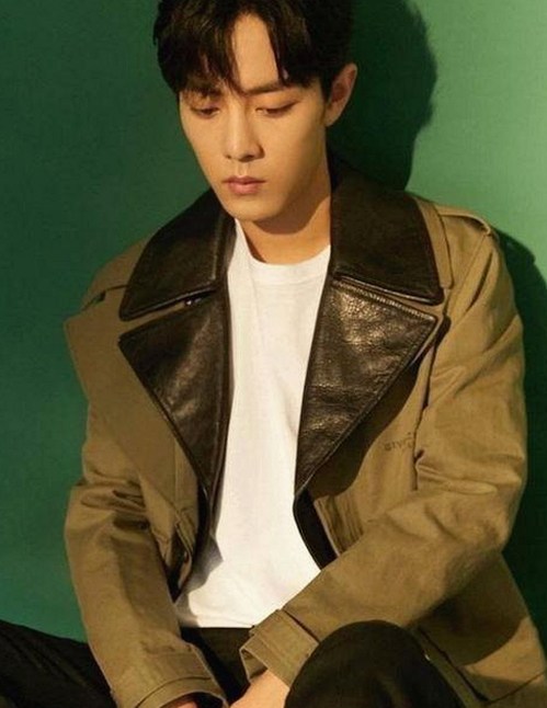 娱乐圈吃瓜揭秘：幕后真相与群众狂欢的微妙边界